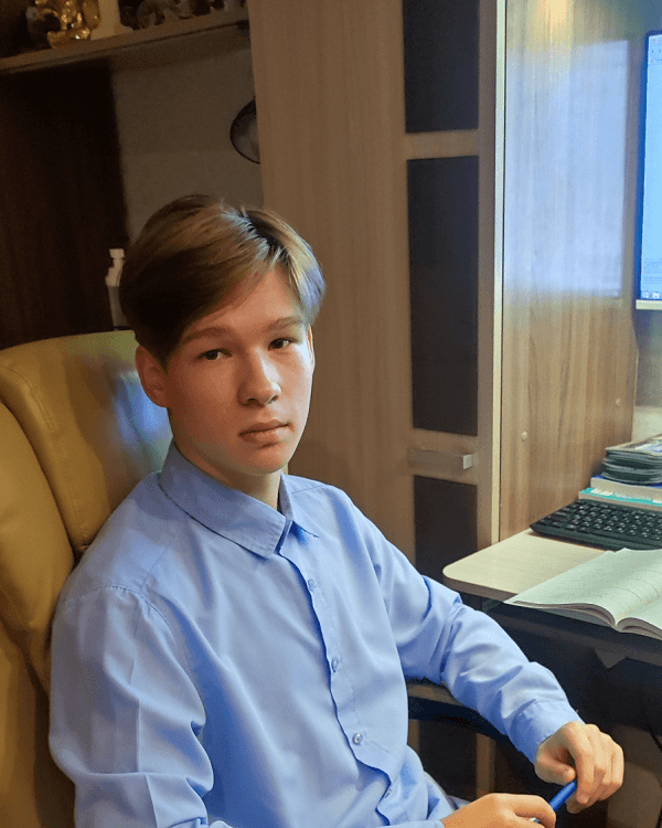 Изображение фонда Спасём Кирилла: мальчик попал под поезд и борется за жизнь